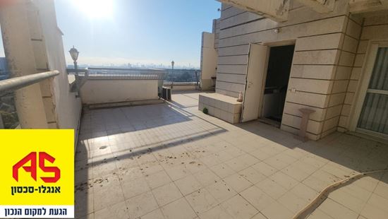 תמונה של למכירה דופלקס 4 חד במרכז נווה סביון