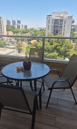 תמונה של למכירה דירת 4 חדרים ברחוב מח''ל